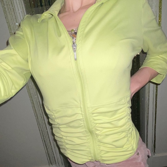 Lucy Full Zip 3/4 Sleeve Ruched Athleisure Jacket - Picture 12 of 12